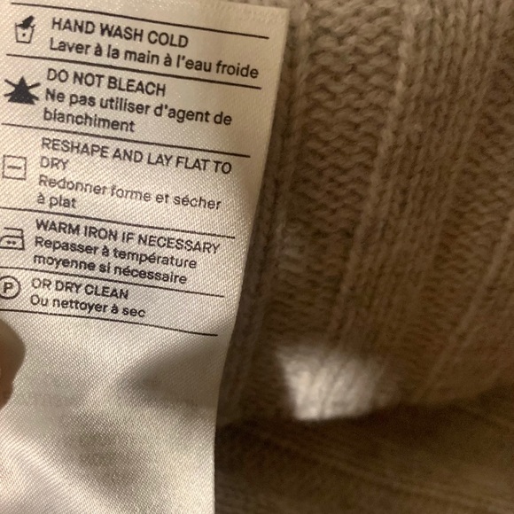 VINCE sleeveless turtleneck sweater - Picture 9 of 11